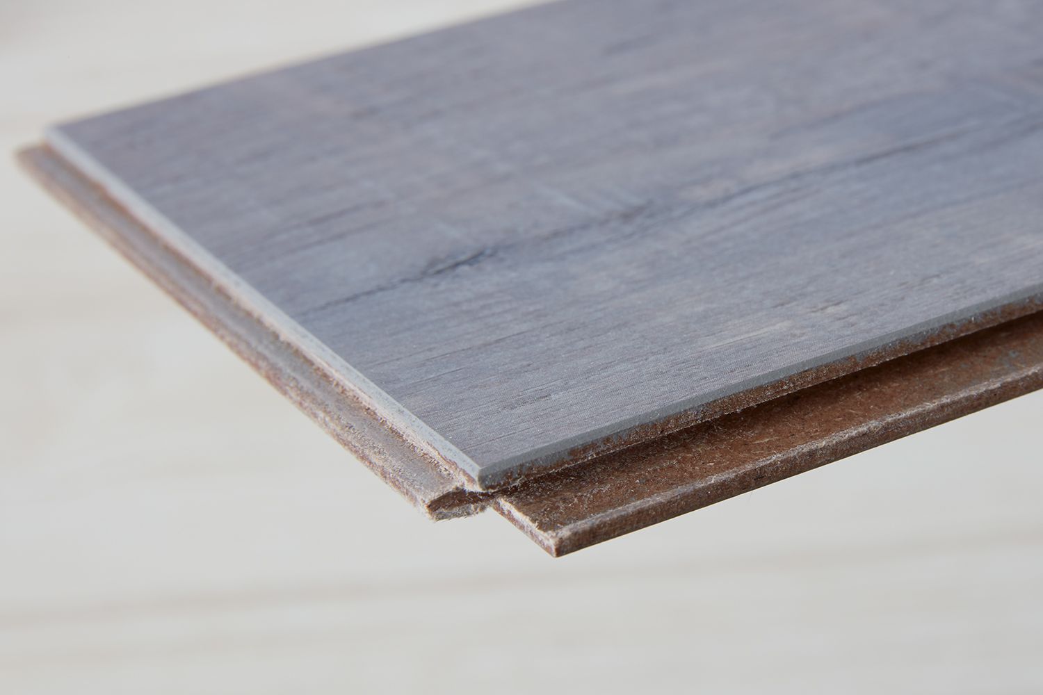 Laminate floor plank