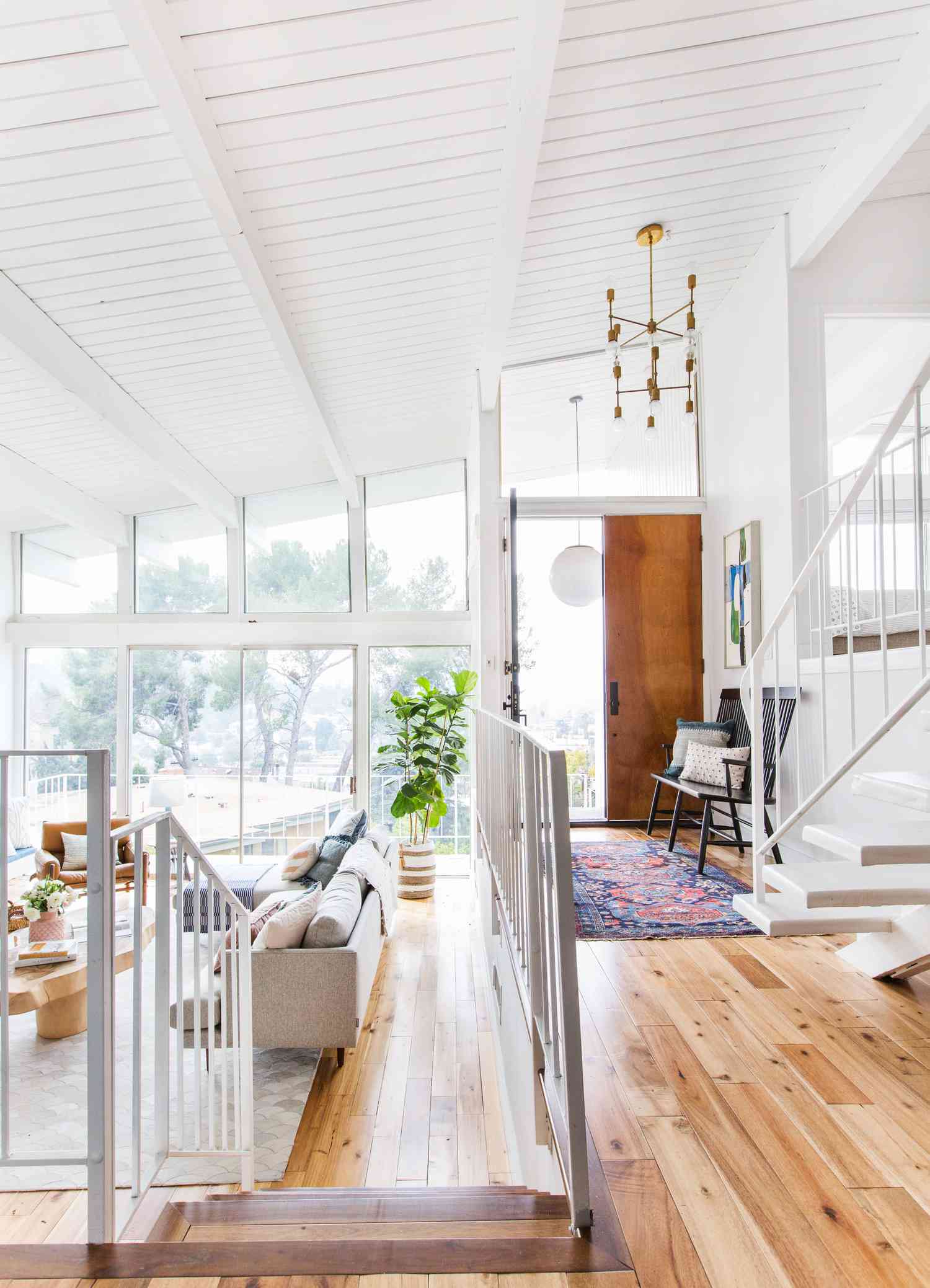 entry way with shiplap