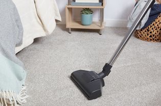 Carpet vacuum cleaner